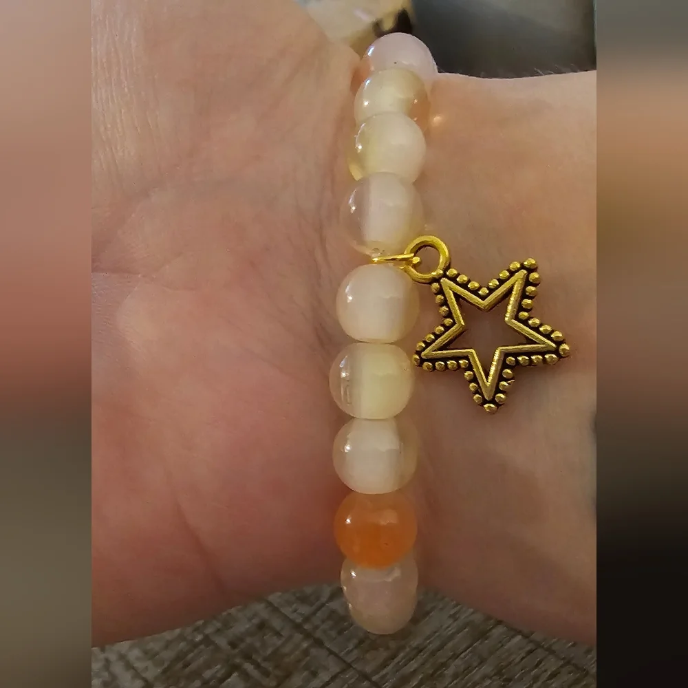 Handmade bracelet - Picture 2 of 2